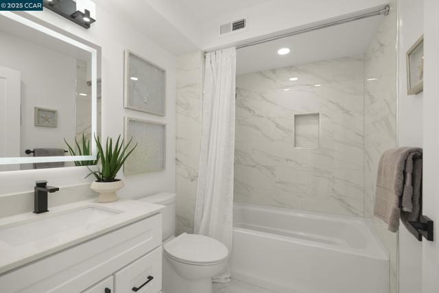 1133 Golden Rain Road, Walnut Creek CA: https://media.crmls.org/mediaz/d086fbcb-d186-4905-9fc1-7f778d87c3c0.jpg