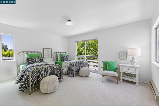 243 Santa Fe Dr, Walnut Creek CA: https://media.crmls.org/mediaz/d0870236-e95a-4911-acd5-806fe525a258.jpg
