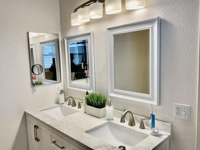 Image 9 of 15 For 69572 Ridgeway Avenue