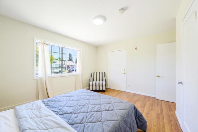 16829 Daryl Avenue, San Lorenzo CA: https://media.crmls.org/mediaz/d088711c-e9ec-4dcd-bd46-3f75f1627ca2.jpg