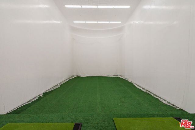 2227 Century Hill, Los Angeles CA: https://media.crmls.org/mediaz/d088b5a9-ab23-4aac-8ecd-e73db501054e.jpg