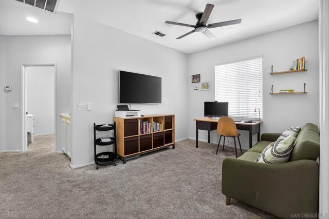 6289 Avenida De Las Vistas, San Diego CA: https://media.crmls.org/mediaz/d089585b-d508-45dc-920b-4074ed3469ea.jpg