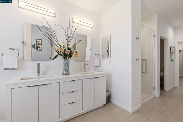 2854 Saklan Indian Dr, Walnut Creek CA: https://media.crmls.org/mediaz/d08b7b7a-264d-4bb4-90e2-e2dd403721a7.jpg