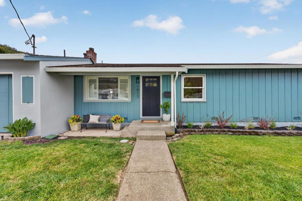 1012 Rio Vista Drive
