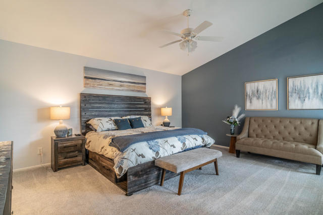 Image 19 of 62 For 43954 Via Granada