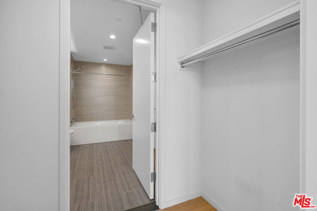 877 Francisco Street, Los Angeles CA: https://media.crmls.org/mediaz/d08cb16c-9f10-4e3e-ba76-5d8024fd6c56.jpg