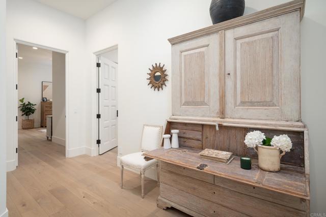 15807 Puerta Del Sol, Rancho Santa Fe CA: https://media.crmls.org/mediaz/d08d3ca7-16c7-4662-b25a-c3219da800c8.jpg