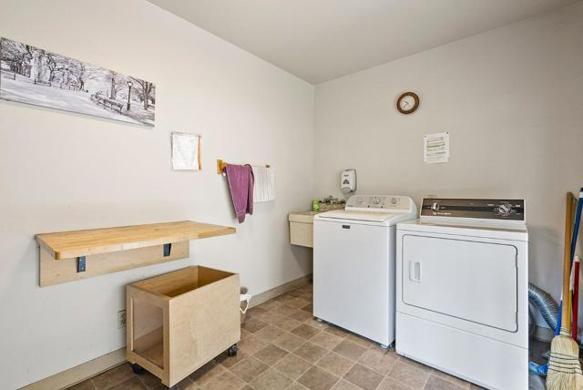 1701 San Carlos Avenue, San Carlos CA: https://media.crmls.org/mediaz/d08dd3ec-992f-4ee0-9f1c-ebd1f6f11318.jpg