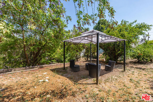 6941 Scarborough Peak Drive, West Hills CA: https://media.crmls.org/mediaz/d08f0764-5064-47b8-8736-b1f0d2f6d1af.jpg