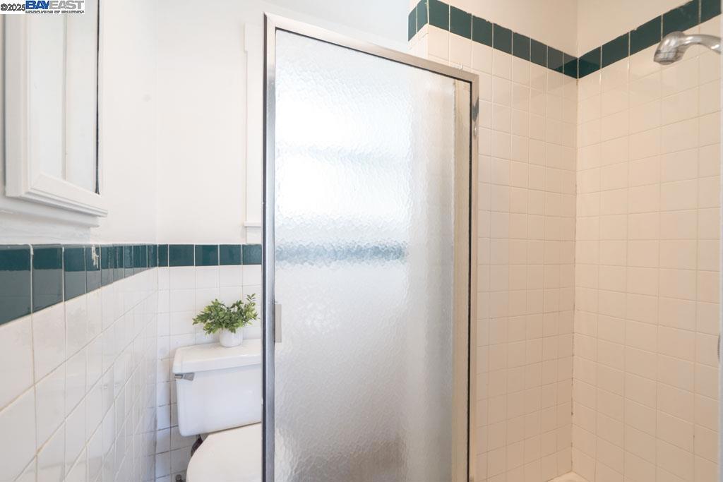 https://media.crmls.org/mediaz/d08f394a-0c30-46ba-8bec-ed6461e179db.jpg?preset=X-Large