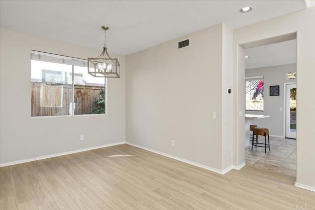Image 12 of 47 For 230 Venetia Way