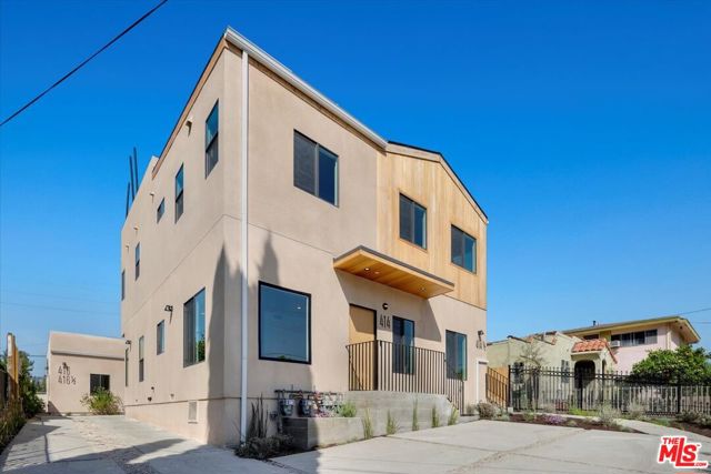416 S Avenue 56, Los Angeles CA: https://media.crmls.org/mediaz/d08fcc0d-d1f2-424f-ab9c-ce9deae2f653.jpg