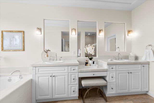 622 Brae Mar Ct, Encinitas CA: https://media.crmls.org/mediaz/d090ae28-f2cc-453e-ba74-2e0d985bbba7.jpg