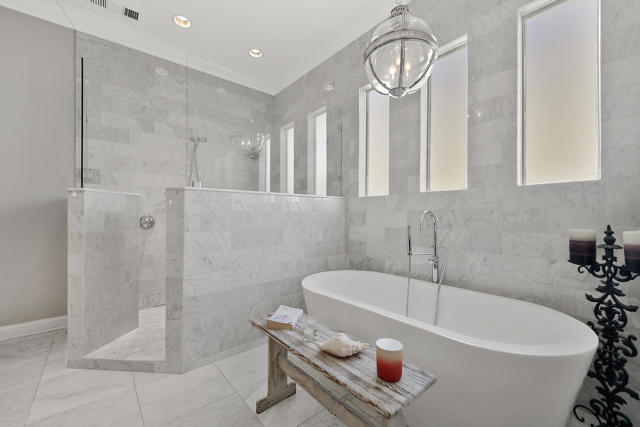 50465 Verano Drive, La Quinta CA: https://media.crmls.org/mediaz/d091c15b-7f11-429a-a8ad-dd353d86b925.jpg