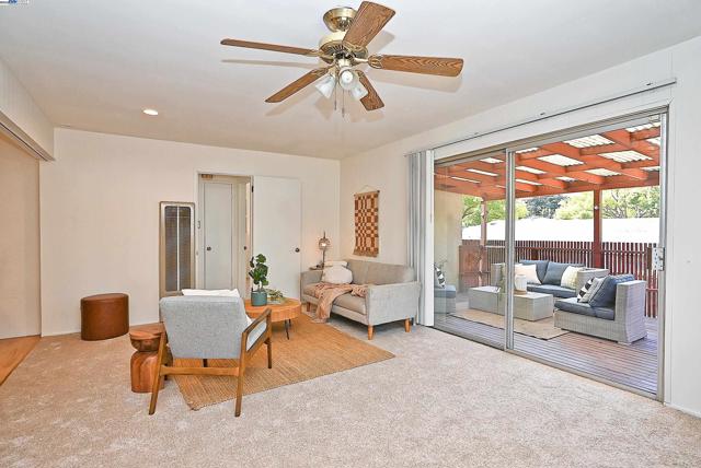 2081 Strang Ave, San Leandro CA: https://media.crmls.org/mediaz/d0931b00-b2e0-4b68-ae88-03be606f03a7.jpg