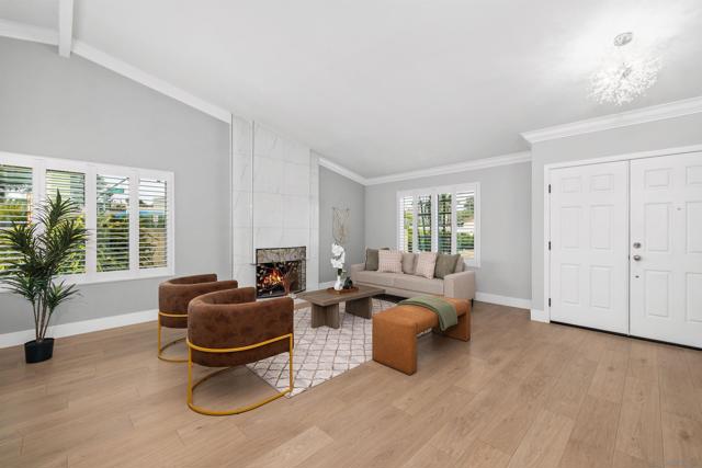 12866 SUMMERFIELD LN, Poway CA: https://media.crmls.org/mediaz/d0939de1-5493-43ec-9371-40ca0b3c6a03.jpg
