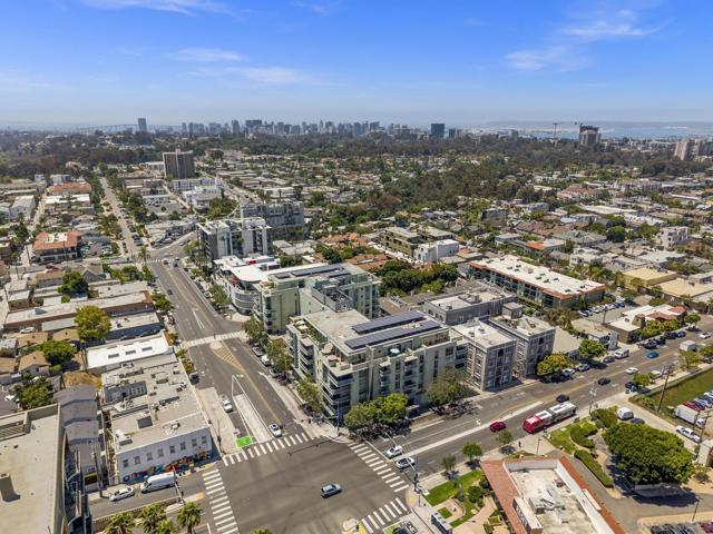 3812 Park Blvd, San Diego CA: https://media.crmls.org/mediaz/d0940d05-67f6-419b-81a5-6cc99c743b20.jpg