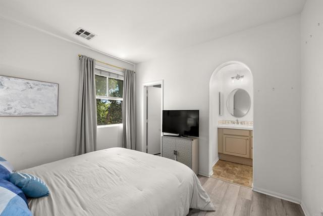 7715 El Cajon Boulevard, La Mesa CA: https://media.crmls.org/mediaz/d0941173-368f-42dc-9419-afb4fecc12c7.jpg