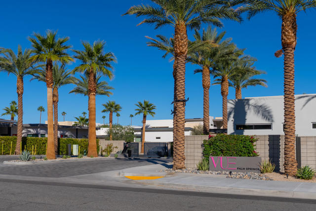 1345 Vue Place, Palm Springs, CA 92262