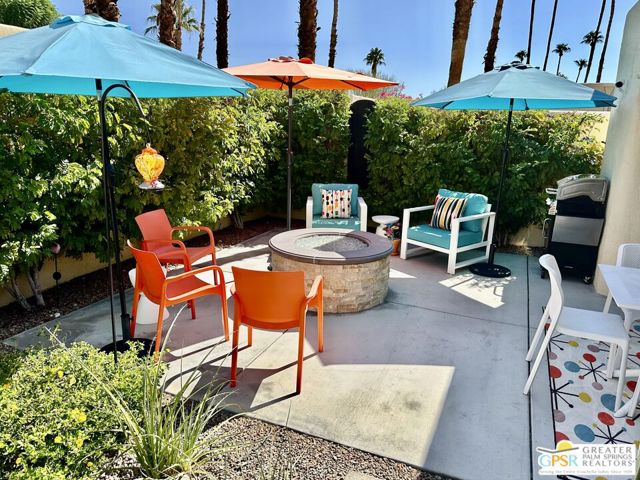 468 N Greenhouse Way, Palm Springs CA: https://media.crmls.org/mediaz/d09564a1-57a4-4cdd-8901-361e51955353.jpg
