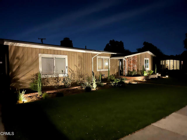 Detail Gallery Image 4 of 38 For 5741 E 23rd St, Long Beach,  CA 90815 - 3 Beds | 3/1 Baths