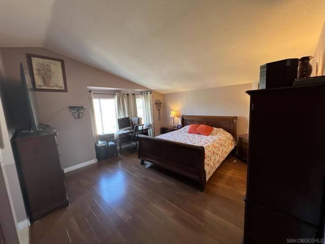 2377 Congressional Drive, El Cajon CA: https://media.crmls.org/mediaz/d09852fd-fa28-4e32-86a8-dad4e976d879.jpg