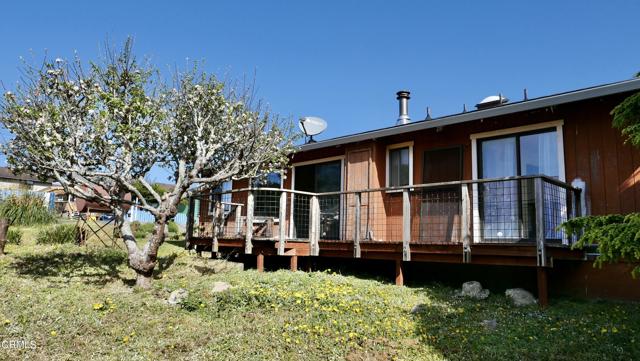 620 Dubois Lane, Fort Bragg CA: https://media.crmls.org/mediaz/d0991e38-6ac8-4649-9213-b82e59ad09c8.jpg