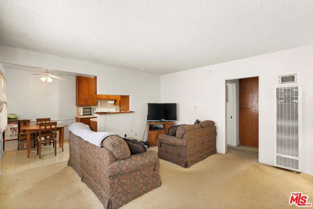 1825 Purdue Avenue, Los Angeles CA: https://media.crmls.org/mediaz/d09b986d-8870-4ba2-97f1-a395aeab1de8.jpg