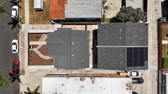 3716 18 Herman Ave, San Diego CA: https://media.crmls.org/mediaz/d09c51c2-b986-468f-9217-17ed66cd530f.jpg