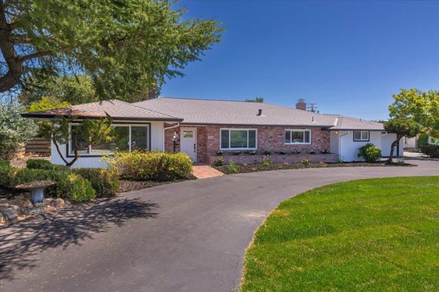 190 W San Martin Avenue, San Martin CA: https://media.crmls.org/mediaz/d09d3cbc-73db-445f-a1c3-396bc8bbf073.jpg