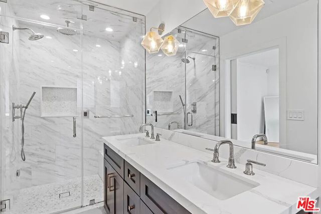 1839 Preuss Road, Los Angeles CA: https://media.crmls.org/mediaz/d09d6d0e-a1cb-4d06-8308-ed2a7336a07f.jpg