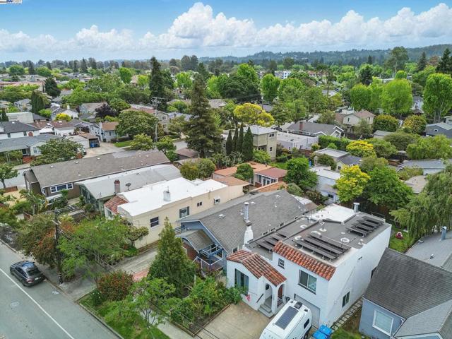 Image 33 of 40 For 1307 California Dr