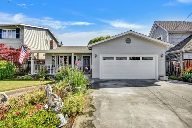 255 Nimitz Avenue, Redwood City CA: https://media.crmls.org/mediaz/d09d854a-5509-411b-ab3c-ad5436b28394.jpg
