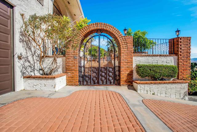 1777 Ridge Road, Palm Springs, CA 92264