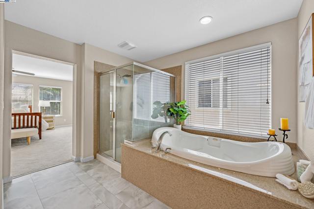 703 Seminole Ct, Discovery Bay CA: https://media.crmls.org/mediaz/d09dd9fc-97bc-4bfb-ac59-a9418b56e661.jpg