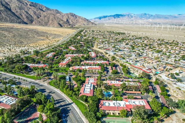 675 N Los Felices W Circle, Palm Springs CA: https://media.crmls.org/mediaz/d09e13b8-650c-479f-9b86-29687a22e1f7.jpg