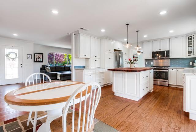 2167 Reineman Road, Fallbrook CA: https://media.crmls.org/mediaz/d09e7f25-f983-4949-9ce2-4bb4f854489f.jpg