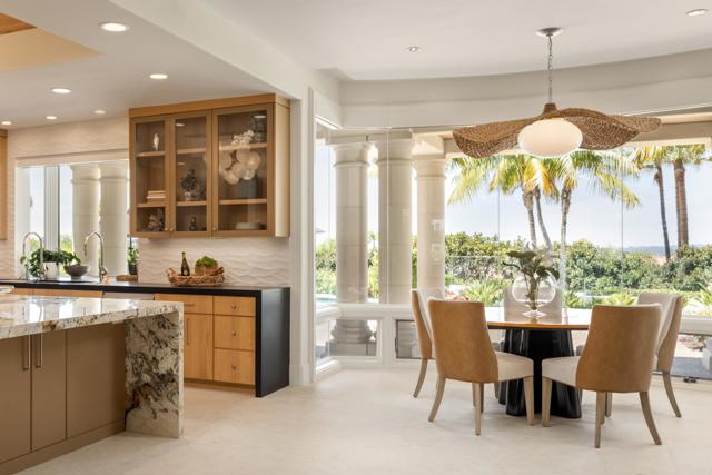 7888 Muirfield Way, Rancho Santa Fe CA: https://media.crmls.org/mediaz/d09ea215-3a81-45d3-9de8-3eb1f679297d.jpg