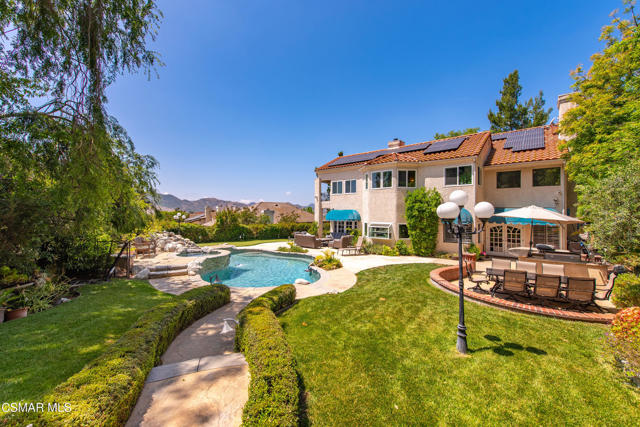 5924 Rainbow Hill Road, Agoura Hills CA: https://media.crmls.org/mediaz/d09ed9d1-3cd0-4203-b06d-c83eea171a19.jpg