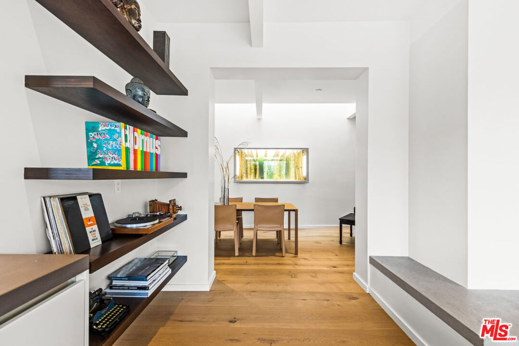 MLS #25495045 image #8