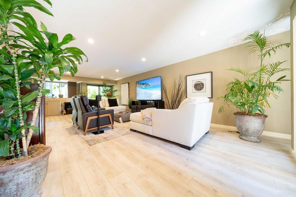 4016 Layang Layang Circle - photo 9