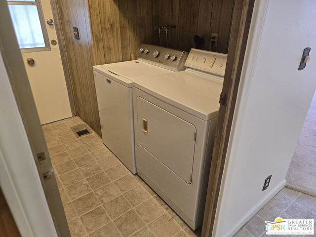 274 Encino Drive, Palm Springs CA: https://media.crmls.org/mediaz/d0a00cbd-2bb3-40f6-9e6f-03d4f970599b.jpg