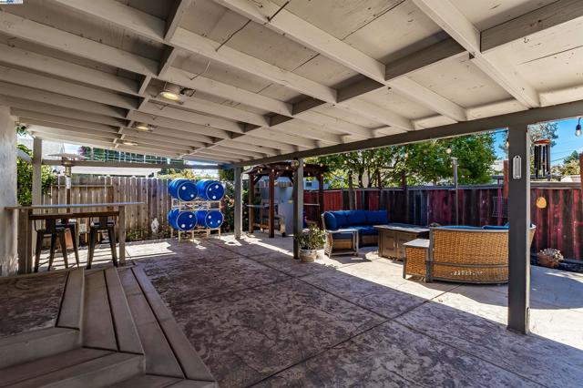 3454 Halifax Way, Concord CA: https://media.crmls.org/mediaz/d0a04d76-809c-4a44-95dd-00f35d06f88a.jpg