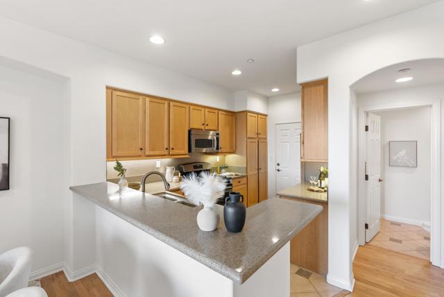 1215 HIGHBLUFF, San Marcos CA: https://media.crmls.org/mediaz/d0a15a61-ed27-46c6-8246-b8d82bd967e3.jpg