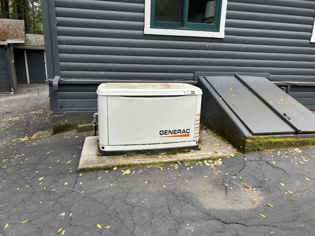 116 Wildrose Terrace, Boulder Creek CA: https://media.crmls.org/mediaz/d0a167f7-720a-4c16-8915-c8e620fe7e86.jpg