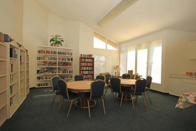 14 International Boulevard, Rancho Mirage CA: https://media.crmls.org/mediaz/d0a2fae6-88d1-4d6d-838d-af9782b70539.jpg