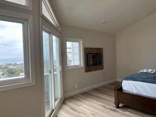 2510 MONTGOMERY AVE, Cardiff by the Sea CA: https://media.crmls.org/mediaz/d0a2ffa8-9acd-47ed-9fd7-15e6ab85bd7b.jpg