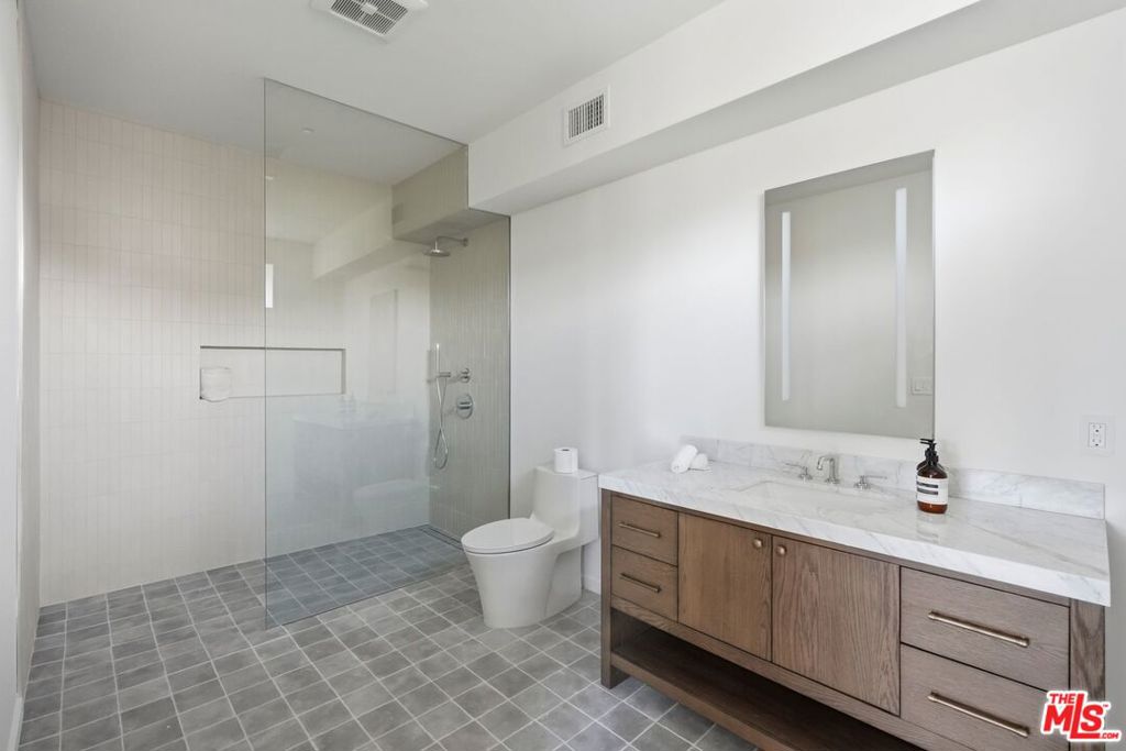 MLS #26875129 image #52