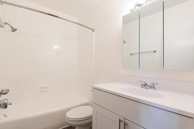 Detail Gallery Image 32 of 36 For 19344 Wyandotte St, Reseda,  CA 91335 - – Beds | – Baths