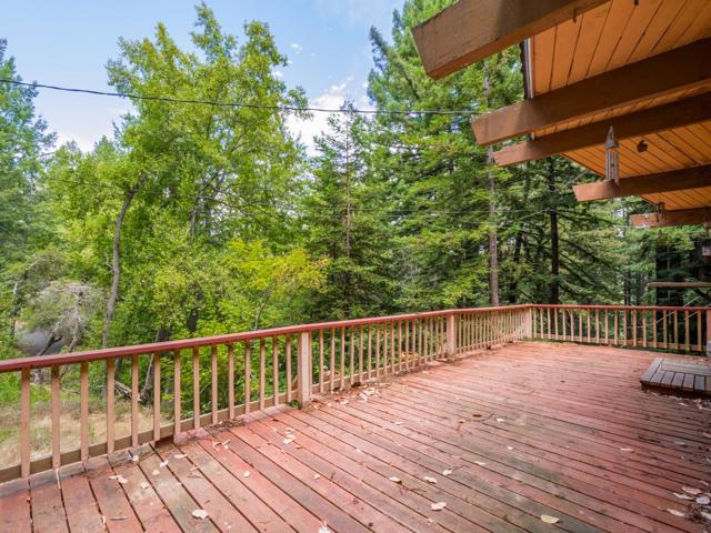 325 Woodland Drive, Scotts Valley CA: https://media.crmls.org/mediaz/d0a3abf4-bad8-49a8-81c0-b921e1596202.jpg
